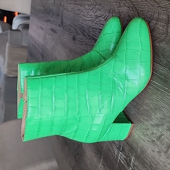 NEW! Schutz Leather Croco Ankle Boots - Lupe Kelly Green 5.5 - Picture 2 of 10